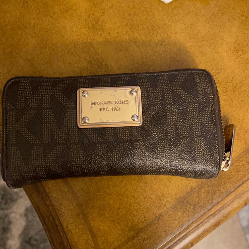 Michael Kors wallet